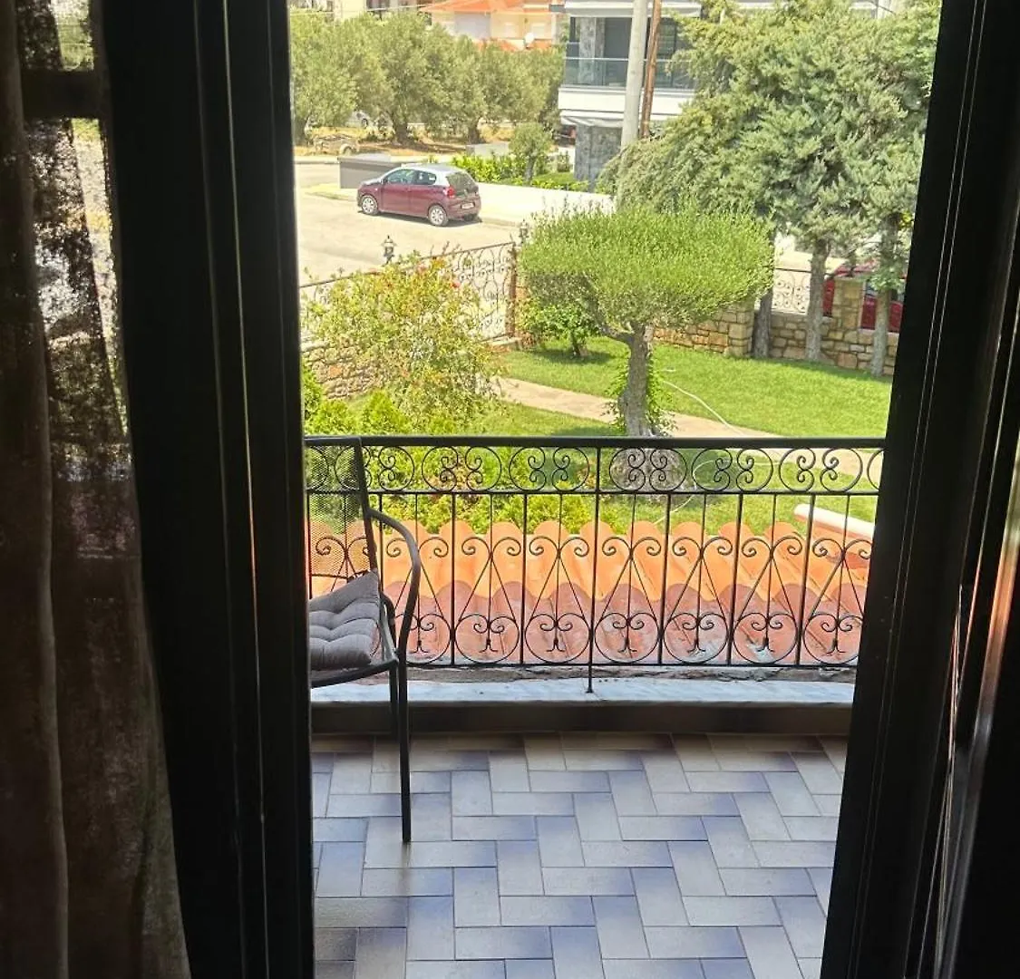 Apartment Studio Greek Mansion Nea Moudania Greece